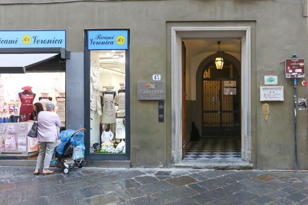 Apartamento Spacious & Bright, Next To The Duomo Of Florence, Michelangelo, With Patio Florença